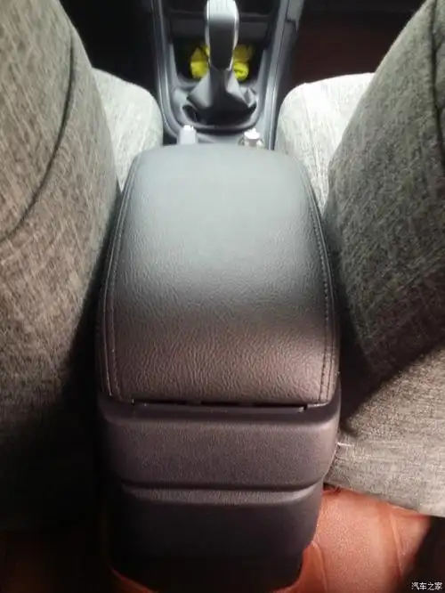 308扶手箱盖深度改装.(第一个完美结合案例,望版主受精)