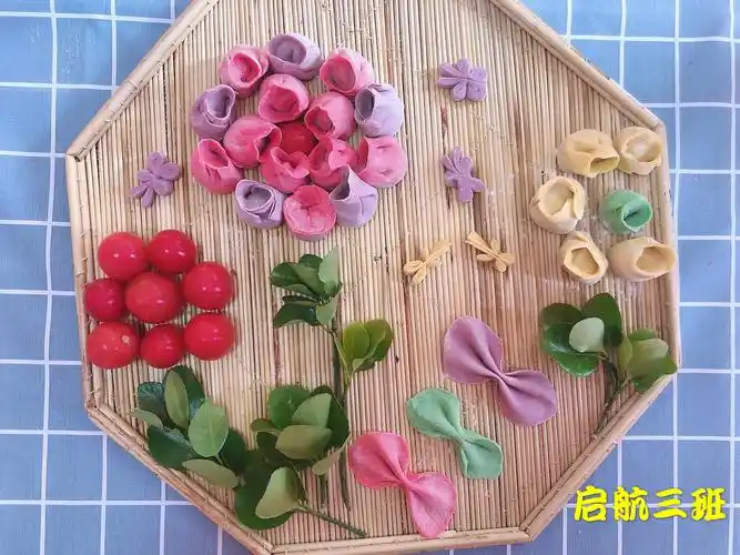 广文启蒙幼儿园冬至创意水饺大赛