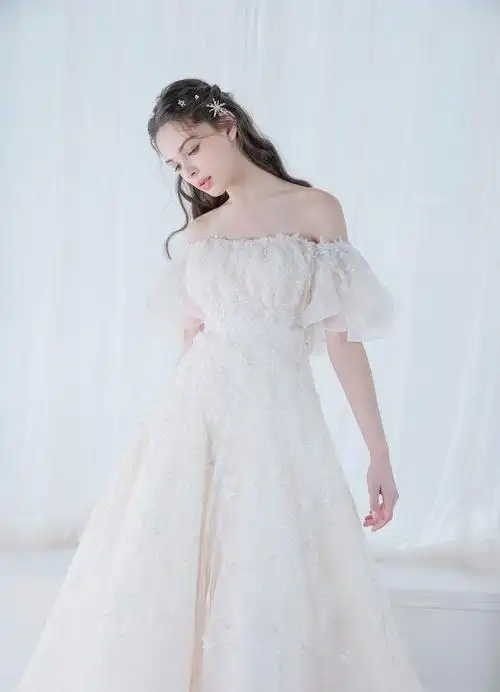 韩系高定婚纱礼服蝴蝶结华丽裙摆将温柔的浪漫进行到底