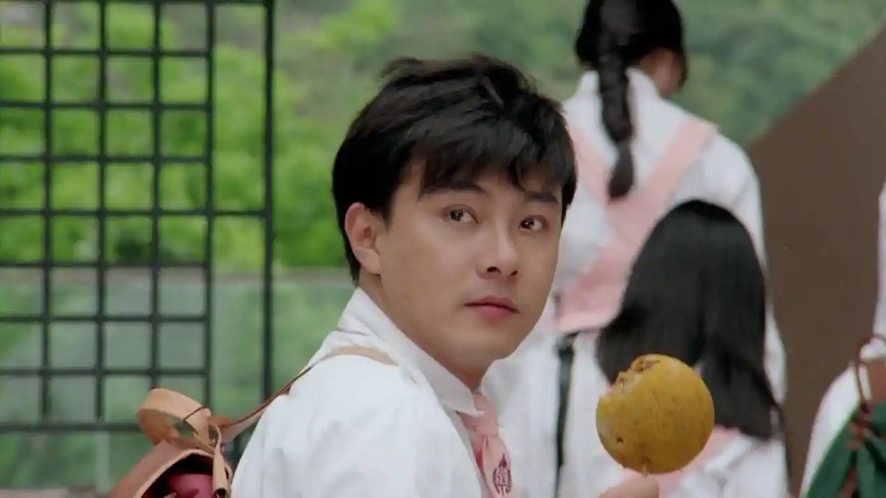 15岁被父亲抛弃,从tvb巅峰到北漂,没钱买婚纱,张卫健曲折人生