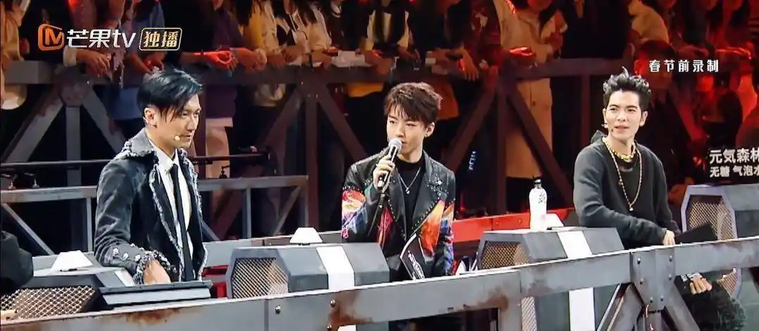 原创我们的乐队王俊凯初当导师录制现场却状况频发遭选手罢录