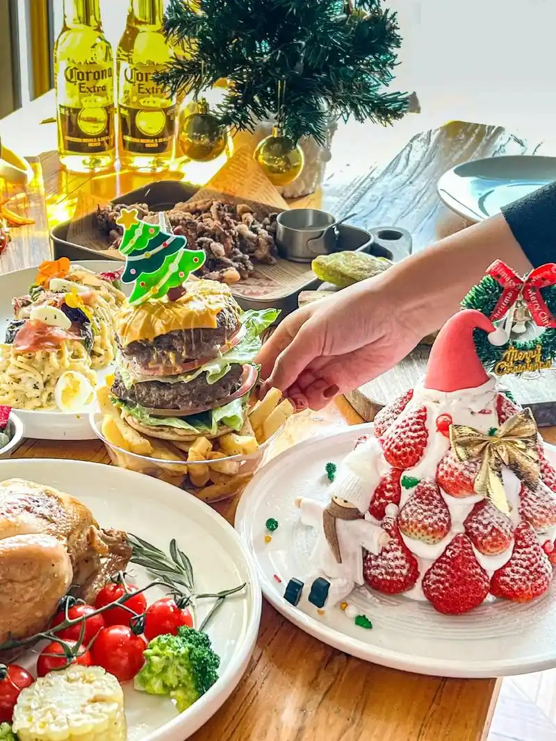 叮90请签收您的圣诞高级氛围感烤烤鸡大餐.- 90圣诞节马上 - 抖音