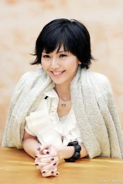 孙燕姿——有鲜明的声线,唱腔,身躯瘦弱却具有强大爆发力的歌手