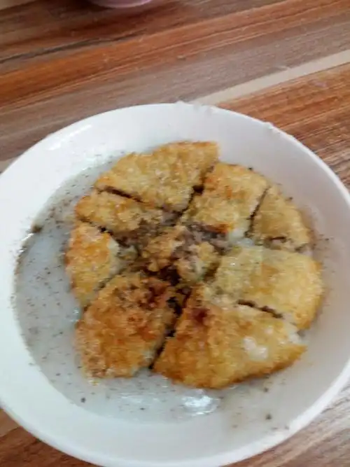 安顺小吃一一油炸粑稀饭