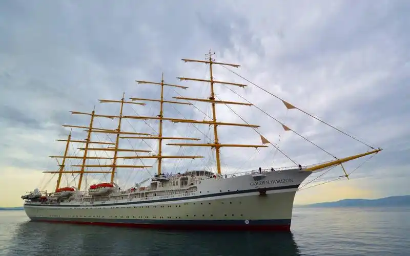 1亿美元破冰级横帆帆船shipspotting- golden horizon