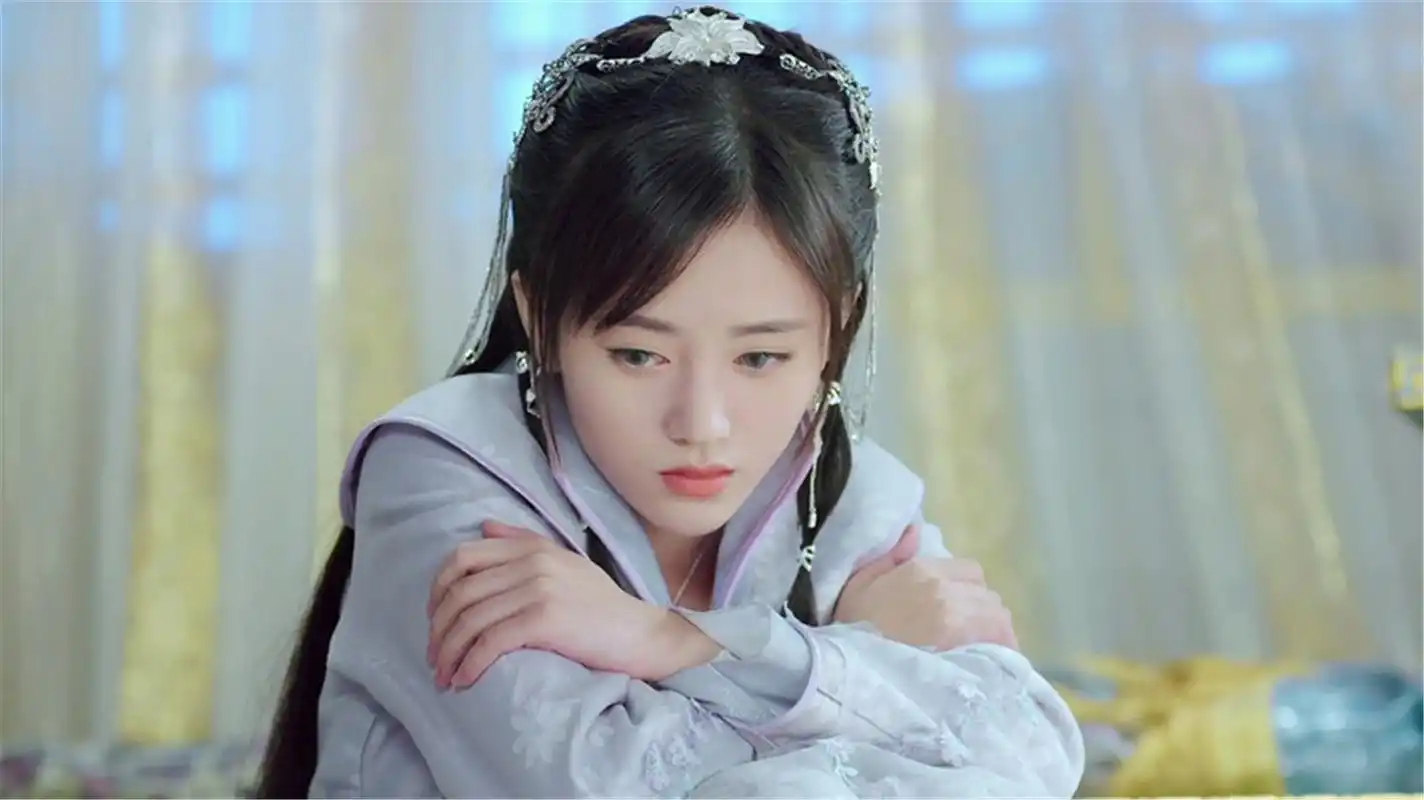 鞠婧祎图片:《九州天空城》雪飞霜剧照壁纸