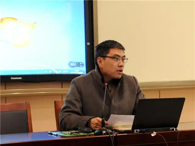 南京市中华中学上新河初级中学成功举行第二届星河论坛活动