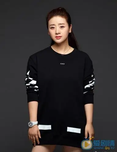 李佳璘个人资料简介_李佳璘图片写真_生活照_家庭背景-明星库