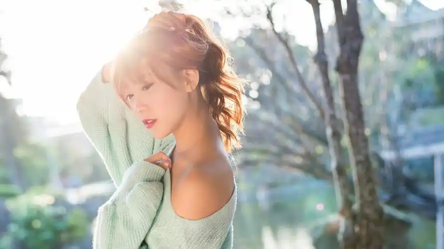 文艺美女壁纸334