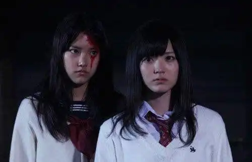 日本歪头姐灵异事件面色惨白脖子扭曲难道都市传说是真的