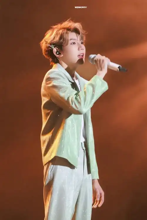 #与王源十年璀璨共往#