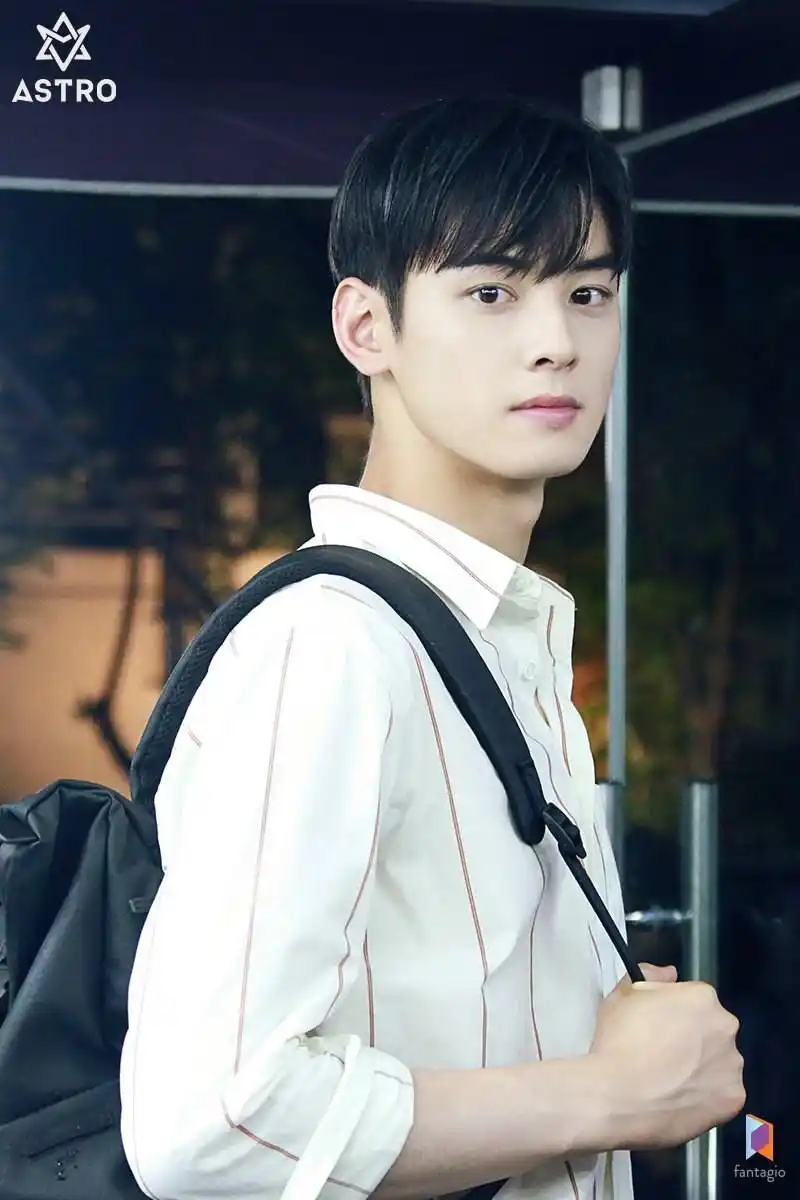 《我的id是江南美人》迎大结局 "漫撕男"车银优帅气剧照大回顾【组图