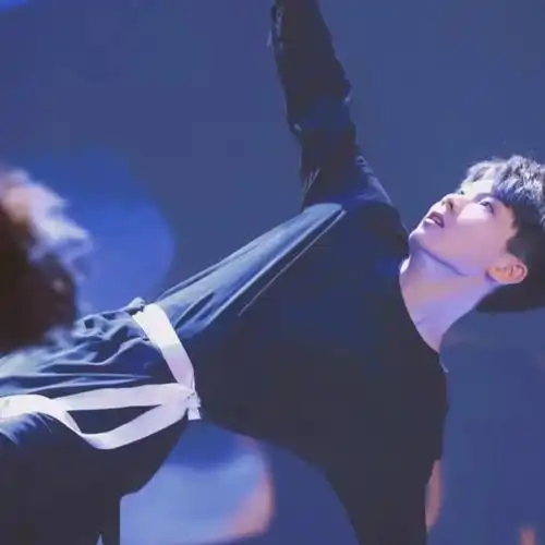 【马嘉祺】星期五练习生之梦游记现代舞表演《继续》bgm:遗梦-舞蹈