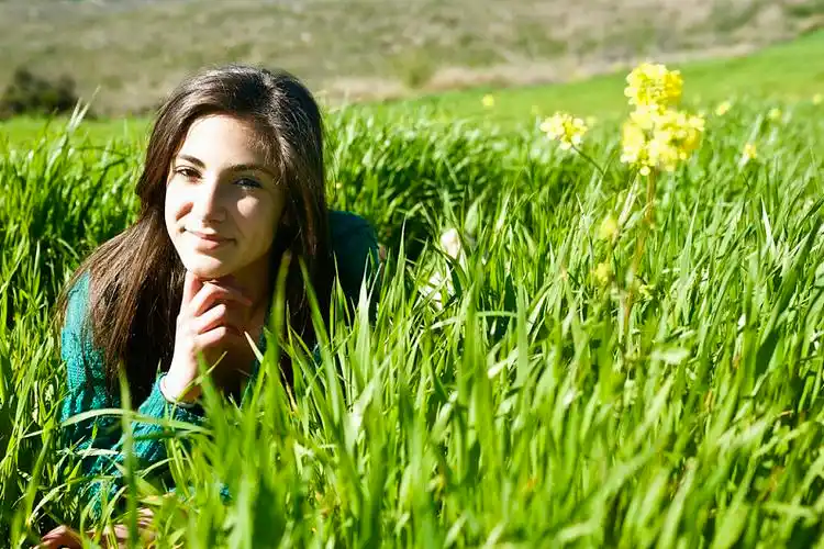 少女,地点,享受,太阳,绿色_高清图片_全景视觉