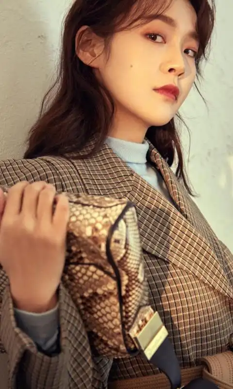 御姐风范张佳宁时尚魅力写真