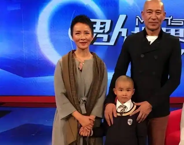 演员谢兰和丈夫坚持丁克12年愁坏婆婆41岁意外得子全家乐开怀