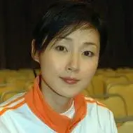 香港演员万绮雯qq头像长相很清纯身材也很高挑曼妙