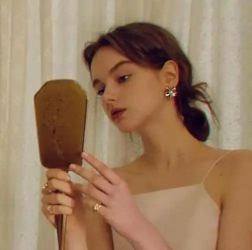 欧美头像女生ins风高清,头像女生欧美风 ins(ins欧美/女生头像图片)