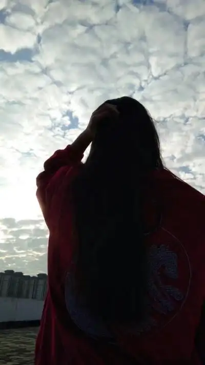 背影,长发及腰,天空,棒球服,红色