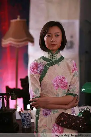 金巧巧蒋勤勤何赛飞何琳巩俐池华琼,盖丽丽周涛,程莎莉董卿,杨澜李湘