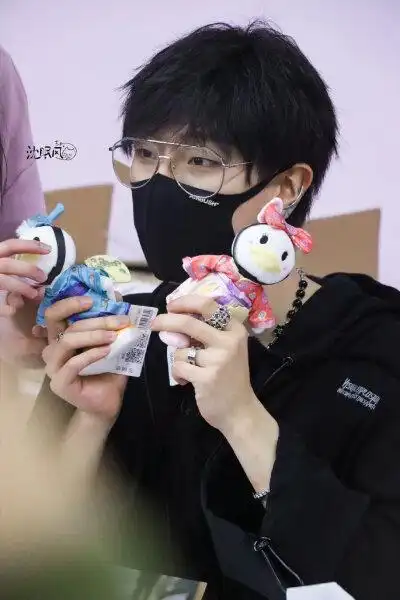 景向谁依表情包