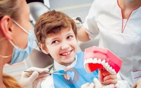 儿童牙齿矫正