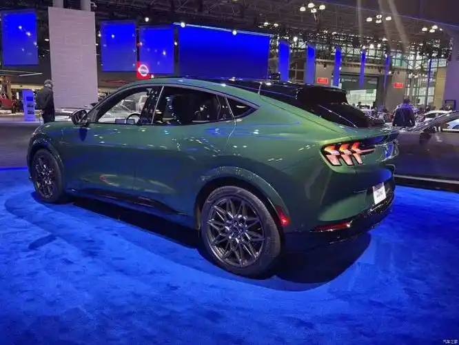 纽约车展福特电马gt青铜版首发亮相