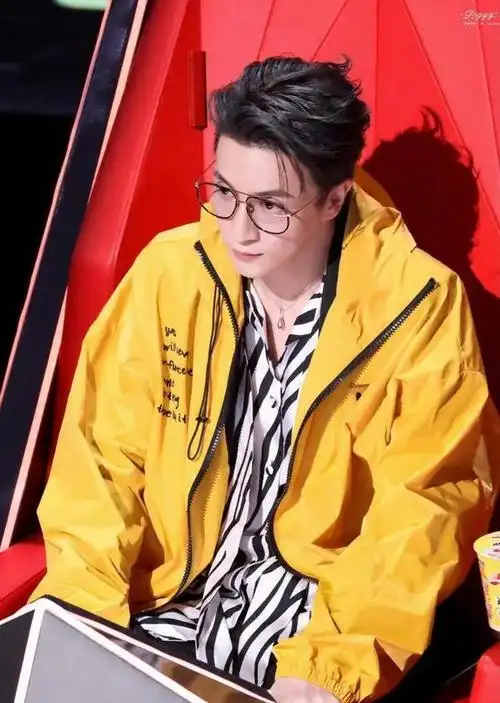 盘点薛之谦的冤种经纪人,做的奇葩事,一件比一件搞笑!