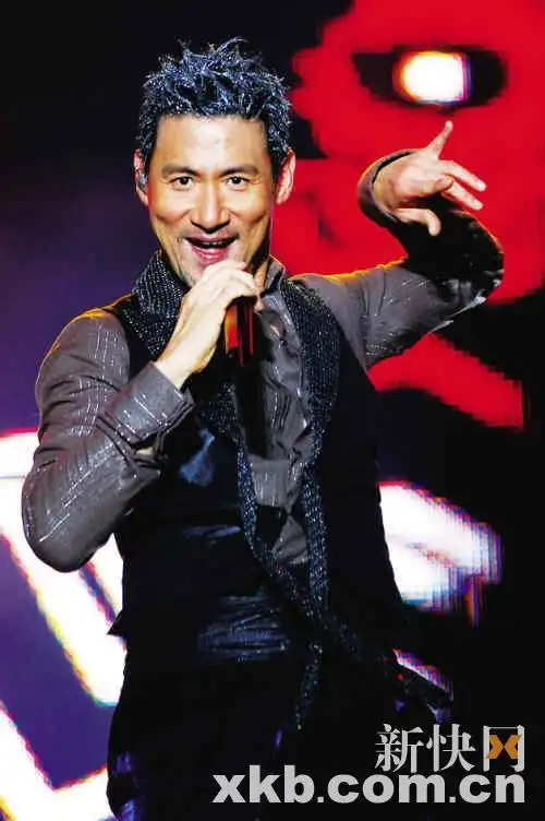 新快报记者 刘嫣/文 龚吉林/图时隔九个月,12月29日"歌神"张学友