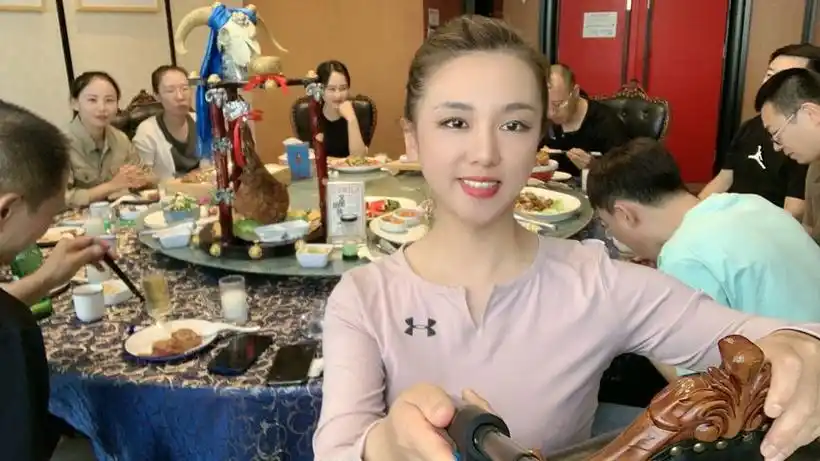 兴凯湖莹莹个人视频 - 抖音