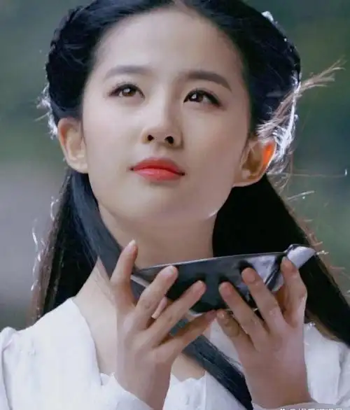 有一种"较量"叫刘亦菲和陈金飞,间隔8年后,两人对弈终被识破