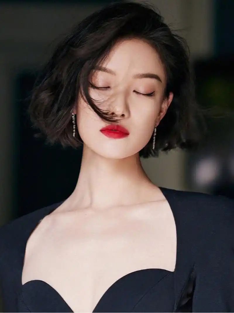 倪妮手绘插画头像 真的有被倪妮美到