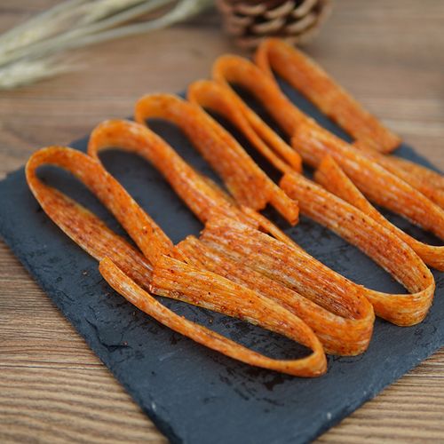 继东油辣子136g辣片辣条麻辣8090后儿时怀旧大礼包东北大面筋零食