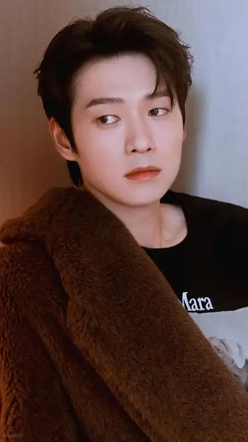 魏大勋壁纸修图好帅的勋修勾我会轻轻吻上来