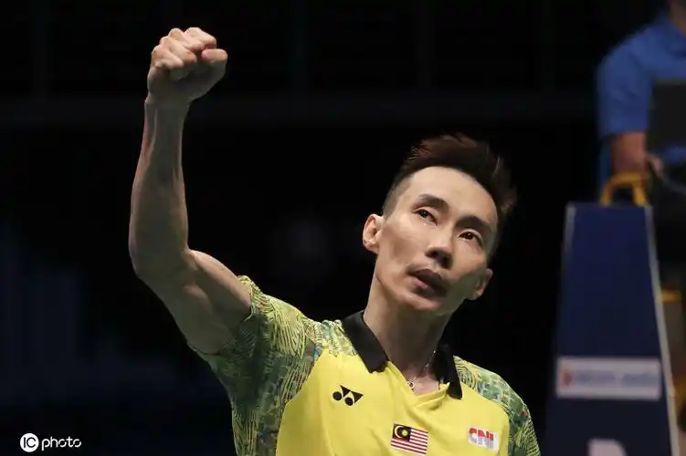 李宗伟捐物资支援大马抗疫 自购10万口罩免费发放