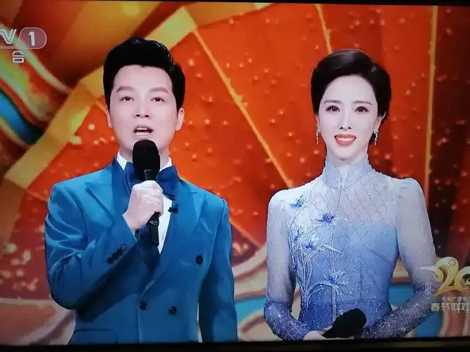 2021春晚主持人风采