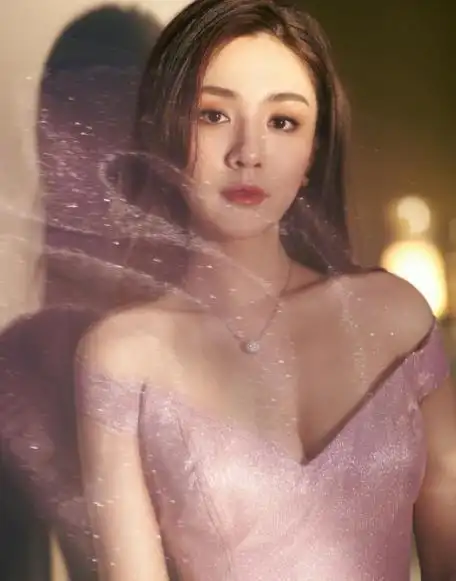 王晓晨减重20斤如今体重保持86斤左右身材比例让人羡慕