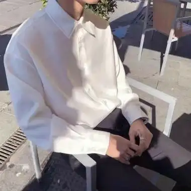 高级感衬衫男轻奢头像 白衬衫头像男干净气质