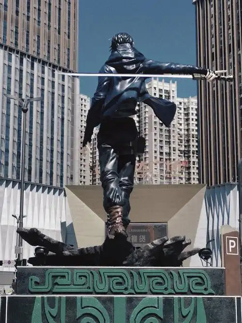 家人们成都天街这个张起灵太绝了