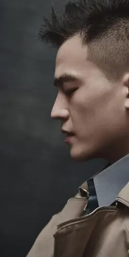 欧豪这脸部线条能打九十分吗?