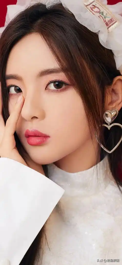 校花少女-杨超越全图写真合集