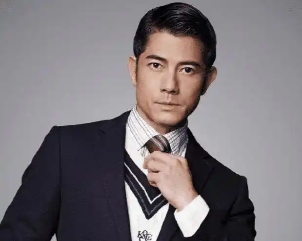 郭富城女儿正面照曝光,不像妈妈反像爸,五官像复制粘贴郭天王