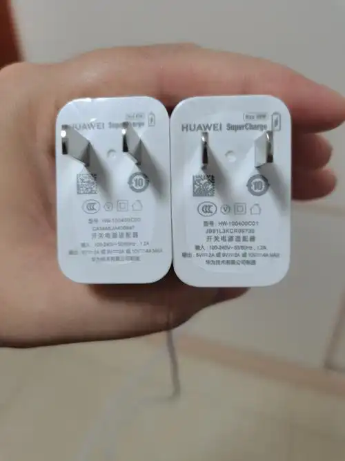 荣耀30s原装充电器型号是什么啊?