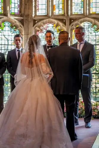 石毛头的婚礼中西合璧