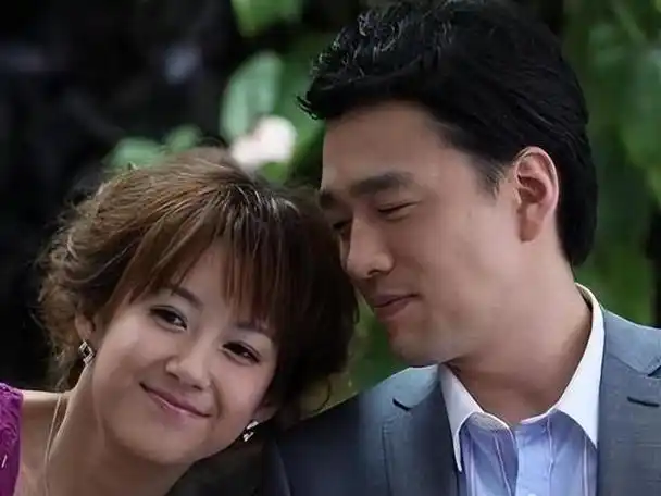 回顾王耀庆:为不搬家娶房东女儿婚后生两子,今事业有成家庭幸福