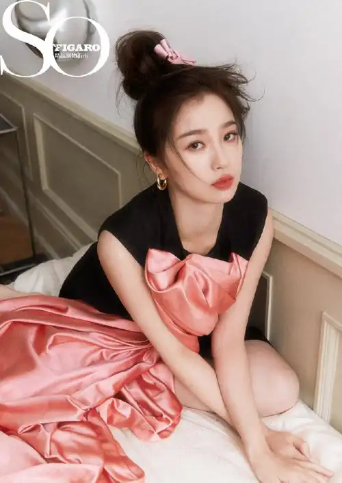 dries van noten#@虞书欣esther身着2021秋冬女装系列登上@sofigaro