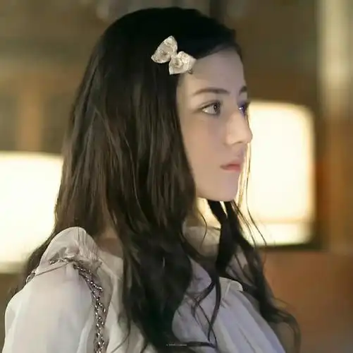 吴安珀娇俏可爱安珀小公主实在美丽@dear-迪丽热巴迪丽热巴微时代