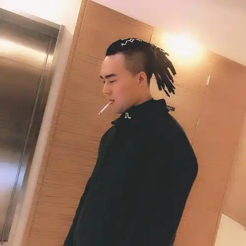 脏辫# #济南脏辫# 脏辫超话 #济南宽厚里脏辫工作室# #扎脏辫的