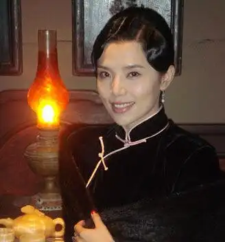 演员李佳璇年龄和个人资料照片 李佳璇老公是谁