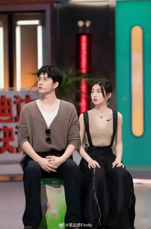 好六520发了张子枫胡先煦拍立得##你好星期六